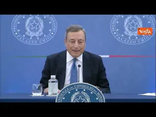 Economia, Draghi: Per il futuro ci sono nuvole all'orizzonte