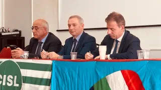 Cgil, Cisl e Uil riprendono la "Vertenza Calabria", lunedì l'incontro con i parlamentari