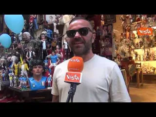 Gli artigiani di San Gregorio Armeno a Napoli ripartono da Maradona: "Per noi simbolo di rinascita"