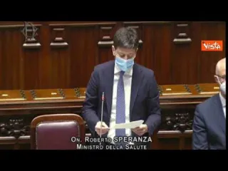 Vaccini Covid, Speranza: "Entro giugno in arrivo 45 milioni di dosi"