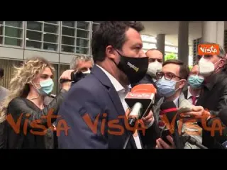 Salvini: “Con vaccino russo, l’Italia sarebbe in sicurezza prima”