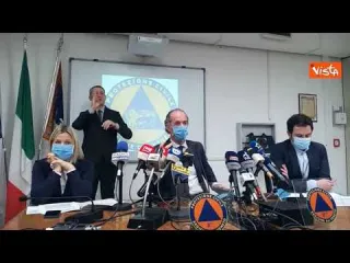 Zaia: “Senza tante dosi in magazzino, impossibile replicare chiamata diretta per vaccinazione”