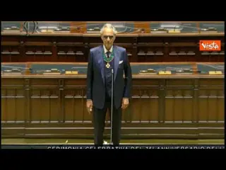 75 anni della Costituzione, Bocelli canta l'Inno di Mameli alla Camera
