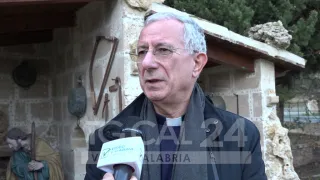 VIDEO | Un anno ricco di impegni e di soddisfazioni: mons. Caiazzo ritorna nella sua Crotone
