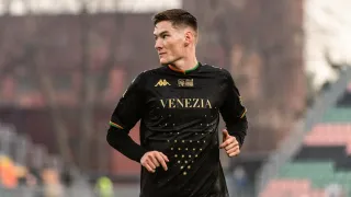 CALCIOMERCATO | Serie B, al Crotone arriva in previsto dal Venezia l'esterno David Schnegg