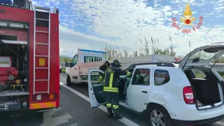 Incidente stradale sull'A2 del Mediterraneo: due vetture coinvolte e tre feriti