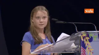 Greta Thunberg a Milano : «Sono 30 anni che sul clima sentiamo solo bla bla bla» (VIDEO)