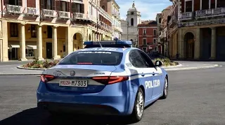 Crotone, fermato per maltrattamenti alla compagna