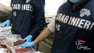 Carne mal conservata e priva d'indicazione d'origine: denunciata dai Nas macellaia nel Reggino