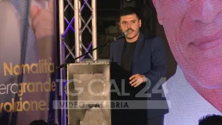 Laratta (Officina Civica) ai consiglieri comunali di Crotone: «Siate responsabili. Non fate gli inetti»