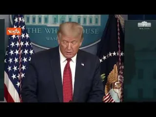 Spari fuori dalla Casa Bianca, Trump viene scortato via durante la conferenza stampa