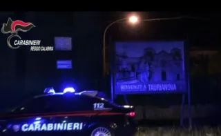 Tentato omicidio nella piazza del paese, tre arresti a Taurianova