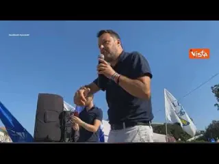 Salvini: “Il Pd sono 30 anni che propone aeroporto a Firenze, fanno solo promesse”