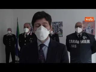 Campagna vaccinale, Speranza: "Ieri 250 mila vaccini, unica arma per uscire da pandemia"
