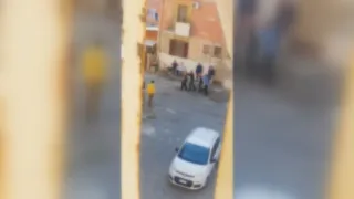 Coronavirus: balli e canti in strada a Pasqua, denunciati in sette a Crotone