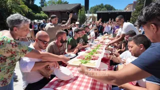 A Camigliatello il “tagliere più lungo d’Italia”: gusto e comunità per rilanciare la Sila