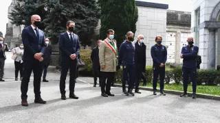 Italia-Olanda: le due Nazionali al cimitero di Bergamo per rendere omaggio alle vittime Covid