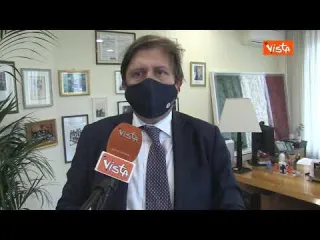 Sileri: “Indice R0 in salita. Ma contagi e ricoveri in terapia intensiva sono in calo”