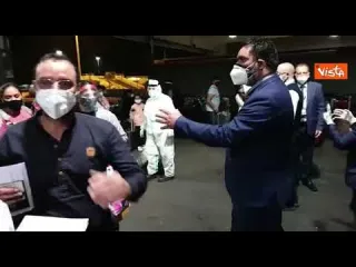 Variante indiana, ecco lo sbarco a Fiumicino i passeggeri del volo proveniente dall'India