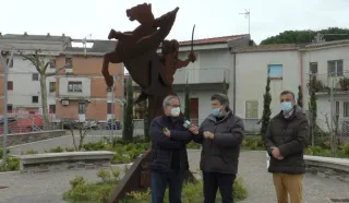 “Catanzaro e dintorni” su VideoCalabria: un'opera d'arte ricorda a Zambrone la figura di Gioacchino Murat
