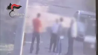 'Ndrangheta, quattro arresti nel Vibonese: chiuso il cerchio su due ritrovamenti di armi (VIDEO)