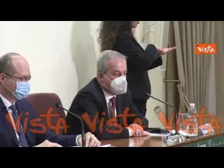 Stop ad Astrazeneca per under 55 in Francia, Locatelli (Cts): “Non c’è motivo per fare lo stesso”