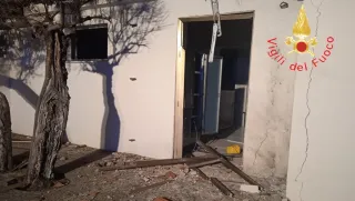 Attentato ad una clinica privata a Belvedere Marittimo, solidarietà del governatore Occhiuto