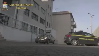 Crotone, 16 indagati per bancarotta in edilizia: sequestrati 4,5 milioni
