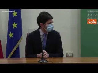 Speranza: "Il Covid non ha fatto sparire altre patologie, la prevenzione è importante"