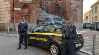 Traffico internazionale di cocaina dal Sud America: 10 arresti