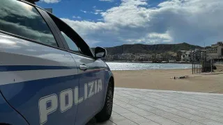 Perseguitava il dipendente di un patronato di Crotone, divieto di avvicinamento