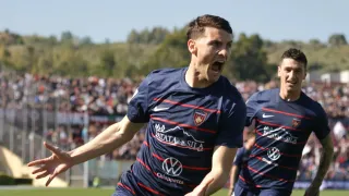 CALCIO | Serie B, Cosenza show: contro il Bari cala il poker