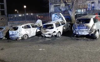 Catanzaro: quattro auto in fiamme nella notte in viale Isonzo
