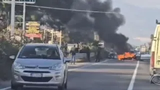 Scontro tra auto e moto sulla Ss 106 provoca un morto ed un ferito