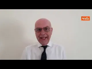 Rezza: "Casi Covid in discesa, Rt sotto l'1"