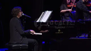 Sergio Cammariere ritorna nella sua Crotone ed è un lungo abbraccio