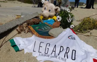 Naufragio di Steccato di Cutro, il presidente della Lega Pro rende omaggio alle vittime