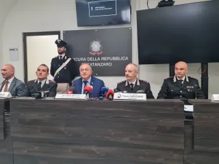 Operazione "Glicine", Gratteri: "La pubblica amministrazione crotonese era al servizio della cosca di Papanice"