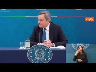Operatori sanitari non vaccinati, Draghi: "Lavoriamo a provvedimento, così non va bene"