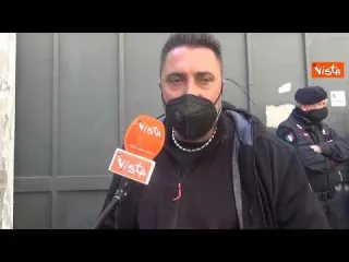 Lavoratori dello spettacolo, sit in al teatro Mercadante di Napoli: "Sussidi insufficienti"