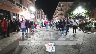 VIDEO | Diversità come collante della società: flashmob a Crotone di Sorgente delle Arti e liceo "Gravina"
