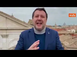 Salvini: "Stiamo lavorando per pace fiscale"