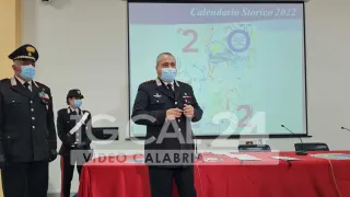Catanzaro, presentato il calendario 2022 dell'Arma dei Carabinieri