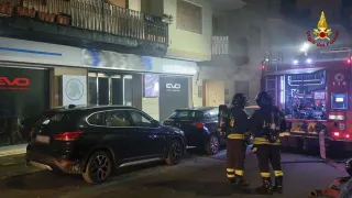 Riapre a Cosenza l'autosalone che fu incendiato a Reggio