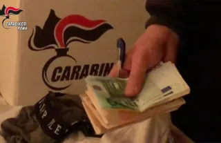 'Ndrangheta e camorra unite per gestire il traffico di droga nella Capitale: 33 arresti (Video)