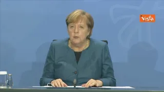 Coronavirus, Merkel: «Nuovo lockdown da 2 novembre, situazione Covid molto grave» (VIDEO)