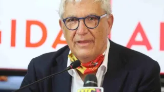 Catanzaro-Crotone, il club giallorosso «ringrazia le forze dell'ordine. Solidarietà all'ispettore ferito»