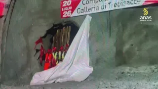 SS106: completato lo scavo della Galleria Trebisacce nel Terzo Megalotto