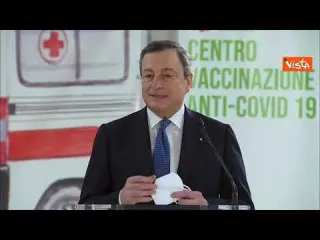 Covid, Draghi: "Prima volta in un sito vaccinale, visita bella in luogo di speranza"