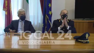 VIDEO | Cambio al vertice della Polizia di Crotone, il saluto di Gambino: «Lascio una Questura più forte e sana»